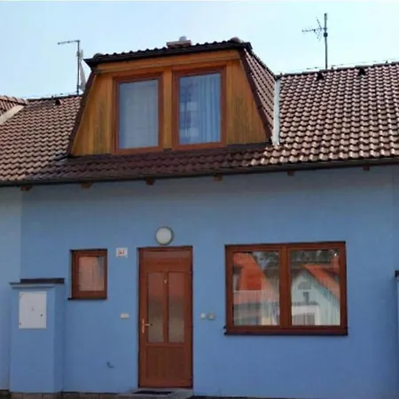 Hausfrymburk *